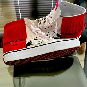 Vans Charlie brown shoes